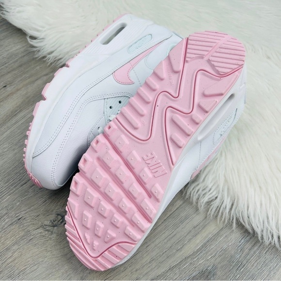 NWT Nike Air Max 90 LTR Women’s Shoes - Picture 2 of 6